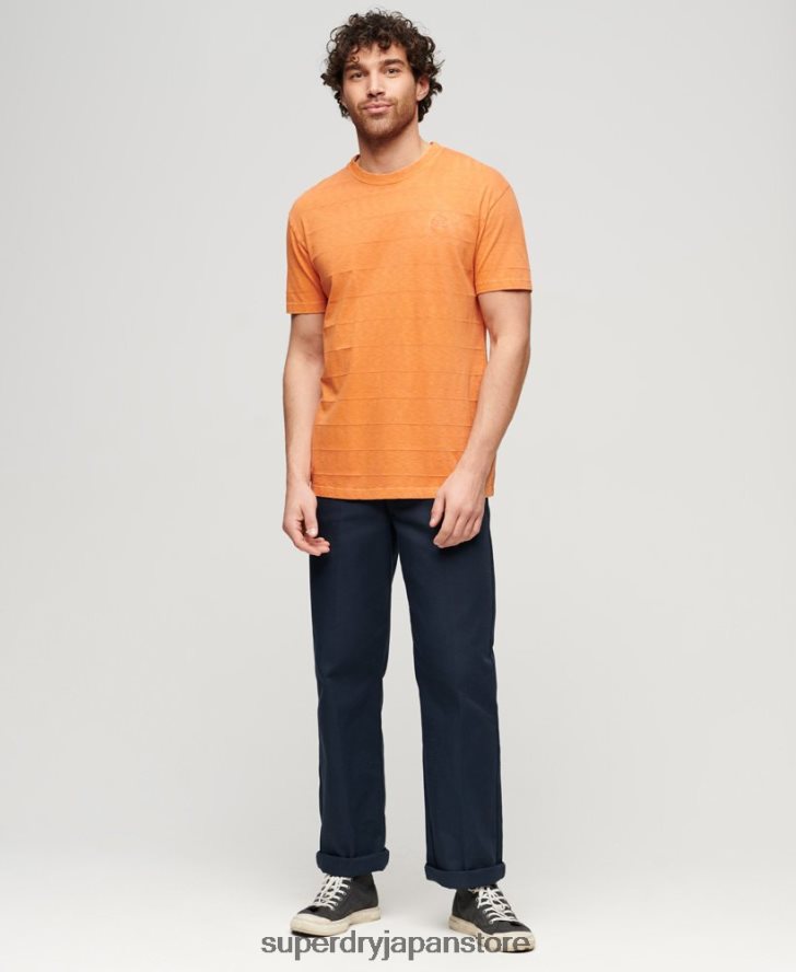 オーガニックコットンのヴィンテージテクスチャーTシャツ 男性 Superdry 衣類 オレンジ 2J62PZ21