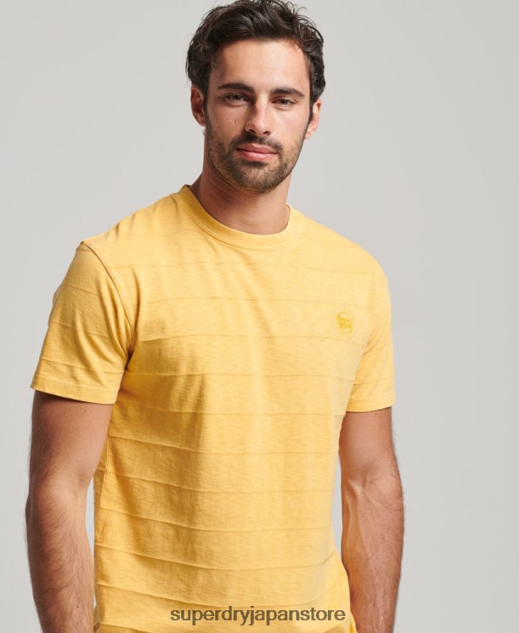 オーガニックコットンのヴィンテージテクスチャーTシャツ 男性 Superdry 衣類 黄色 2J62PZ34