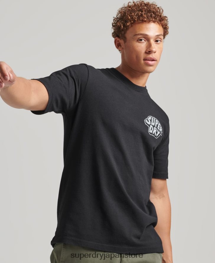 イントゥ・ザ・ウッズ グラフィック T シャツ 男性 Superdry 衣類 濃い灰色 2J62PZ4853