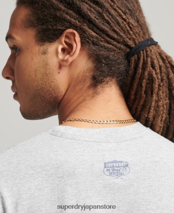 スクリプトスタイル エンボス Tシャツ 男性 Superdry 衣類 グレー 2J62PZ4855