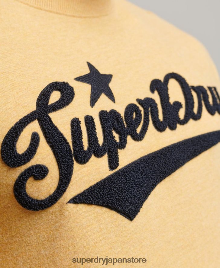 ヴィンテージスクリプトスタイルカレッジTシャツ 男性 Superdry 衣類 黄色 2J62PZ4922