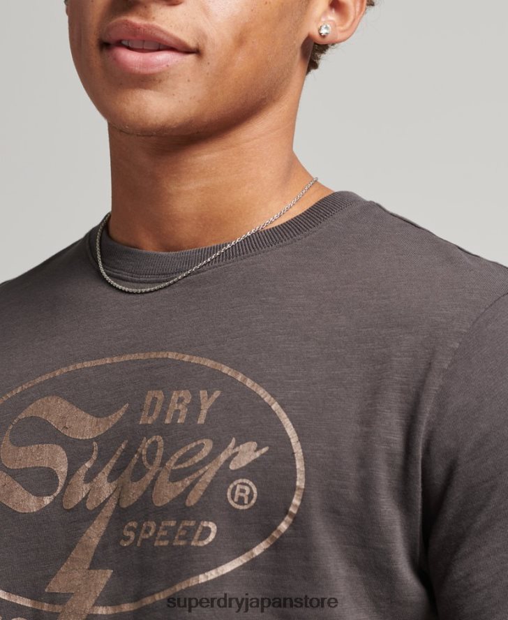 ブラックアウト ロック グラフィック T シャツ 男性 Superdry 衣類 濃い灰色 2J62PZ4932