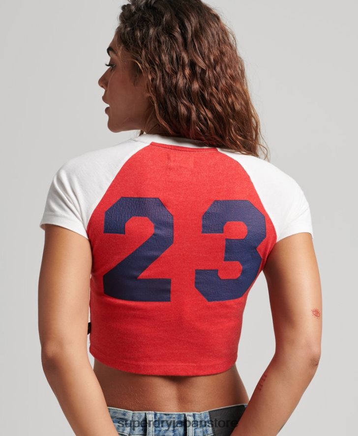 カレッジグラフィック クロップド Tシャツ 女性 Superdry 衣類 赤 2J62PZ6214