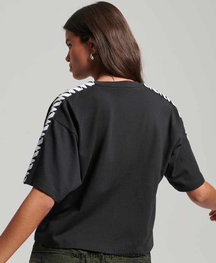 code s ロゴ テープ オーバーサイズ ボクシー T シャツ 女性 Superdry 衣類 黒 2J62PZ2739